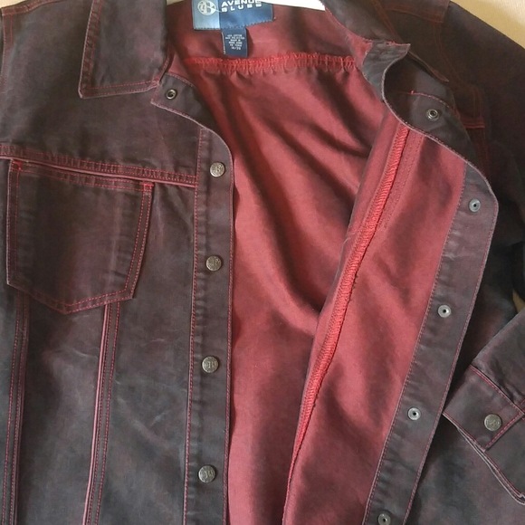 Jacket - Picture 5 of 14